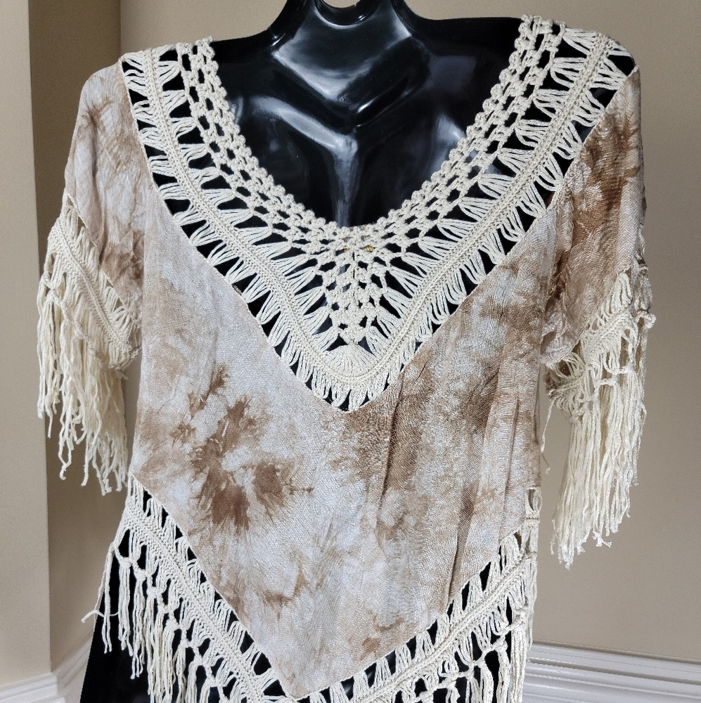 Tye-dye Crochet Fringed Top - Picture 8 of 11
